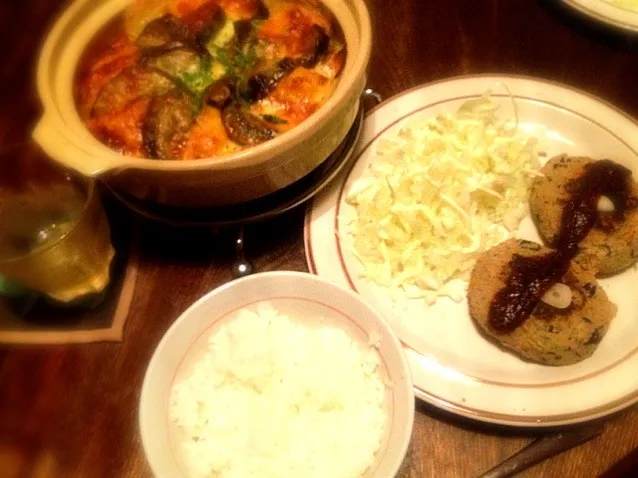 南瓜と茄子のトマトソースグラタンと卯の花の手ごねハンバーグ|トキロックさん