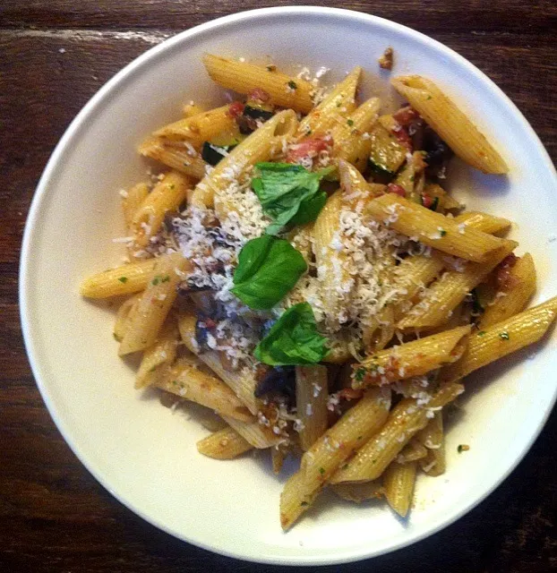 Courgette, spekjes en pesto met pasta|petitさん