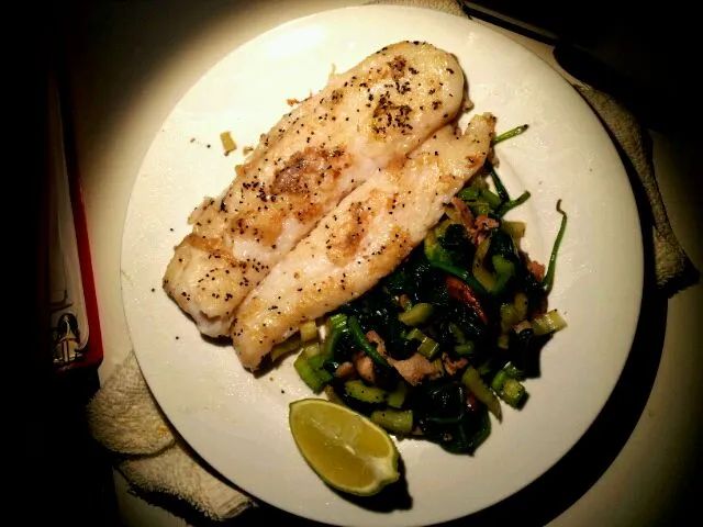 butter fish and spinach side|Looknooさん