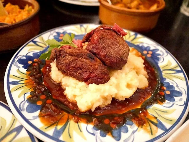 Pork cheeks with mashed potatoes|Nicole Kamさん