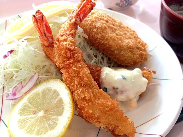 エビフライ 野菜コロッケ at 社員食堂|さるさん