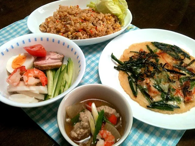 冷麺、チヂミ、焼豚炒飯、鶏肉のつみれ汁|鈴木美穂さん