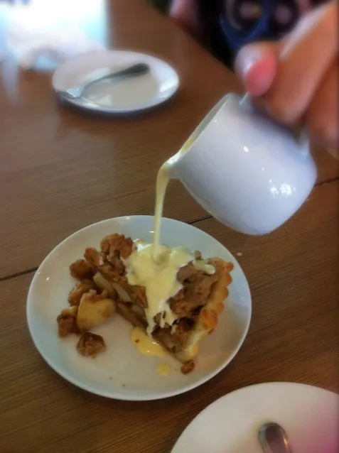 Apple crumble|Pim Patanasuthikulさん