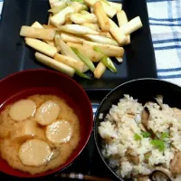 鶏とキノコの混ぜご飯、長芋と葱のバター焼き|ひらりさん