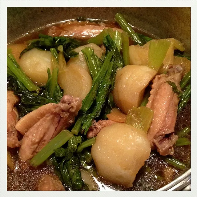 Snapdishの料理写真:鶏とカブの煮物|めぐみさん