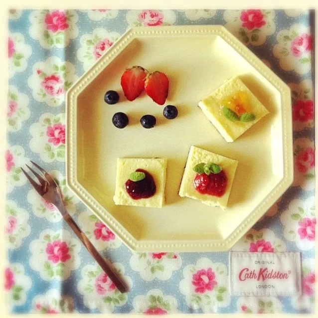 フライパンで作った一口チーズケーキ♡⍢⃝♡|natupuさん