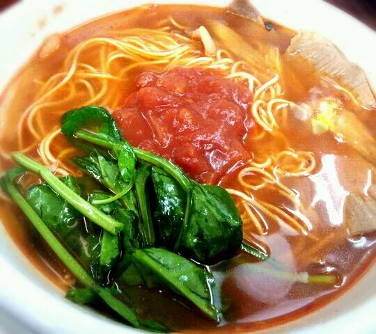 第一旭のトマトラーメン|ぐっちさん