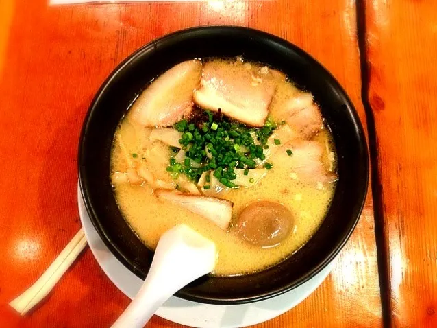 Tonkotsu Ramen|孤独のグルメ - まつしげ ゆたかさん