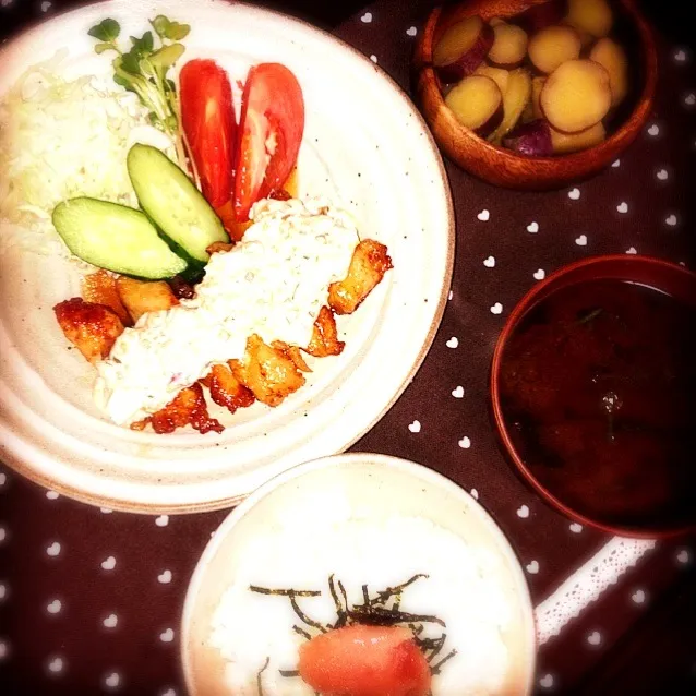 チキン南蛮 さつまいもの甘煮 明太子ご飯 お味噌汁|＊asa＊さん