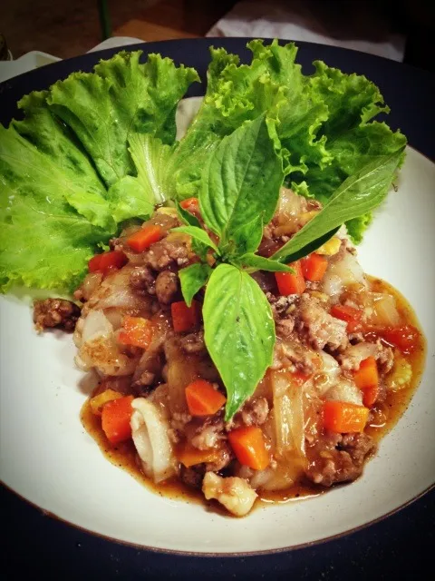 Crispy flat rice noodles with stir fried minced pork and mixed vegetables|Prae~*さん