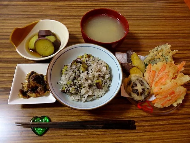 2012.さつま芋ご飯・天ぷら・椎茸の甘辛和え・さつま芋の煮物|はるさん