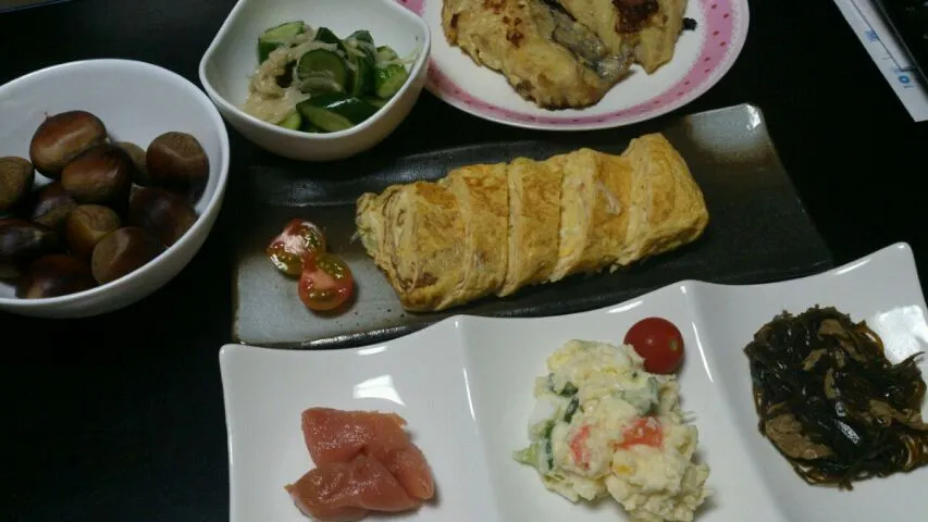 Snapdishの料理写真:金目の西京焼きとか虎杖浜タラコとか～(*^^*)|HiromiYanaseさん