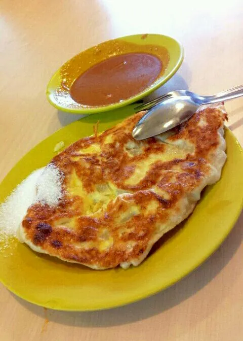 Haven't eat this for a loooong time! roti prata!|Ellison C.さん