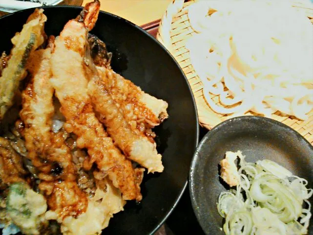 天丼とうどん|あおやぎ あつしさん