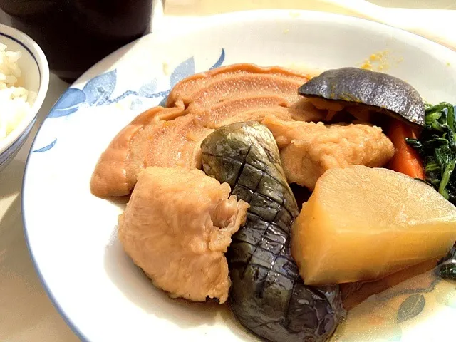 今日の社食は茄子と鶏ささみの含め煮。440円。|ルーア・ブランカさん