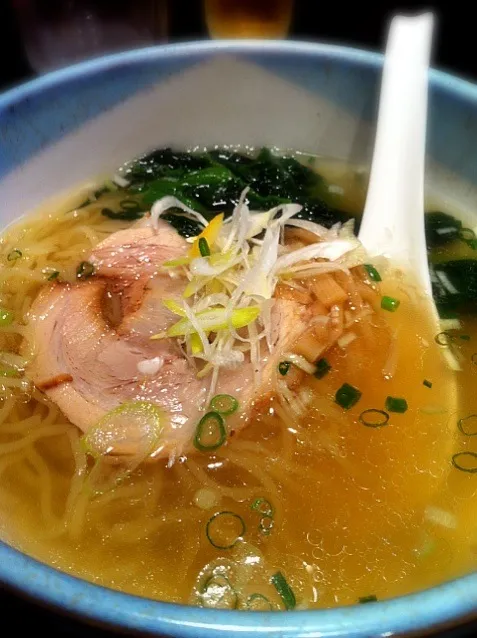 夜中にラーメン食べちゃいました。@俺流塩らーめん中目黒店。|abe yoshiroさん