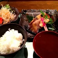 からすがれいの照り焼き定食|真一郎さん