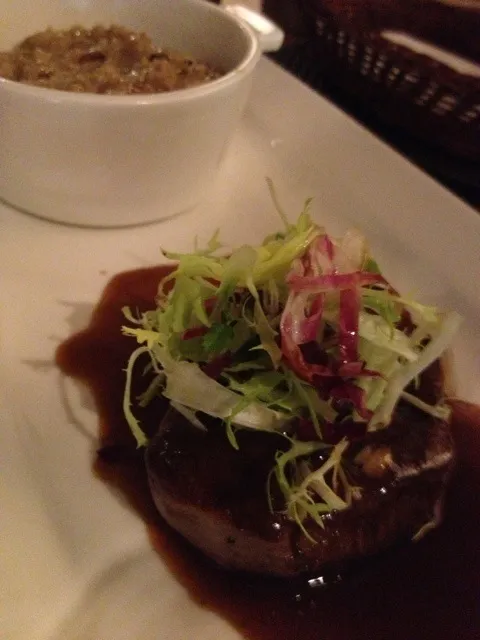 Snapdishの料理写真:Beef Stake with mushroom Risotto|masaki tasakaさん