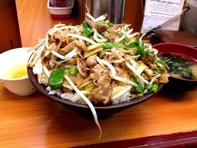 吉祥寺どんぶり チーズなんとか丼|ひとしおぶですさん