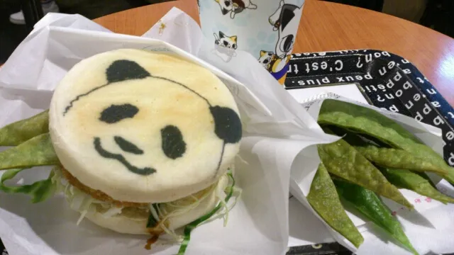 Snapdishの料理写真:笹大盛りバーガー|viviさん