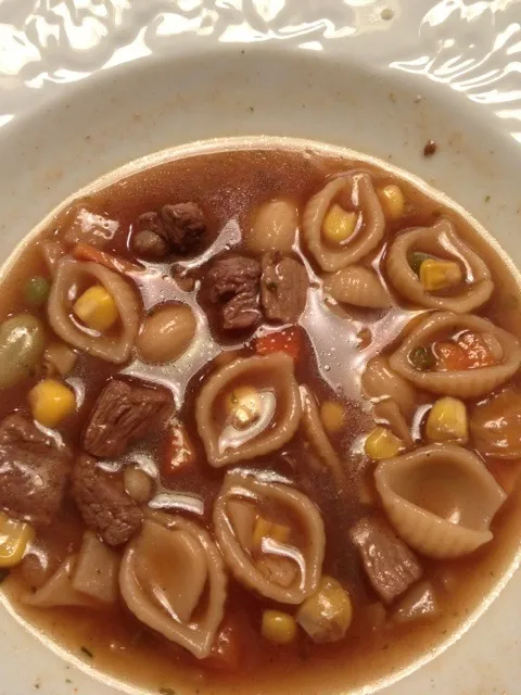 Beef and vegetable soup|jennifer evansさん