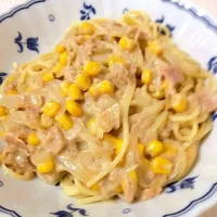 Snapdishの料理写真:ツナクリームパスタ🍝|朗子さん