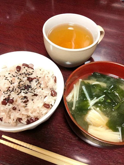 お昼ご飯。赤飯うまし（＾ω＾）|たえさん