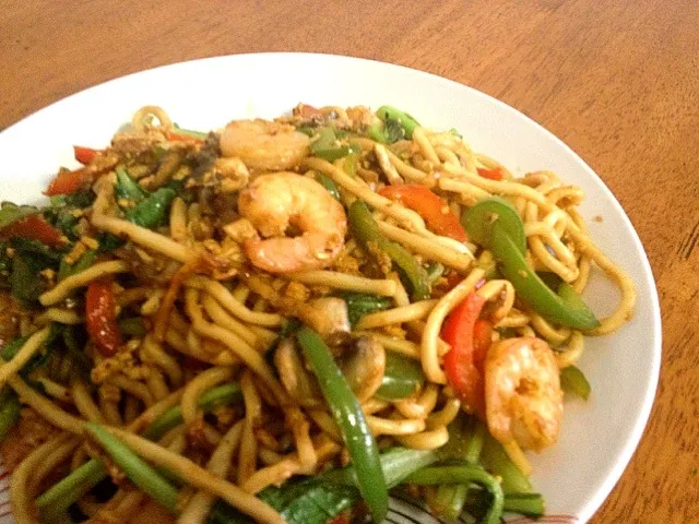 Snapdishの料理写真:Stir fry noodle|yangzhouさん