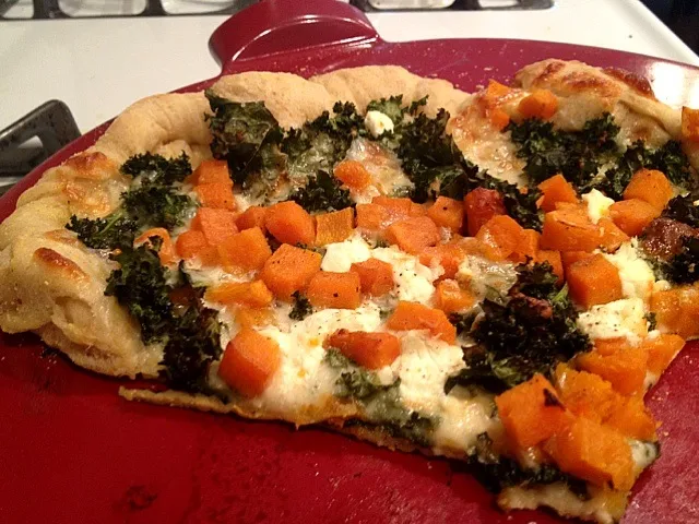 butternut squash, kale pizza|Matthew Cashenさん