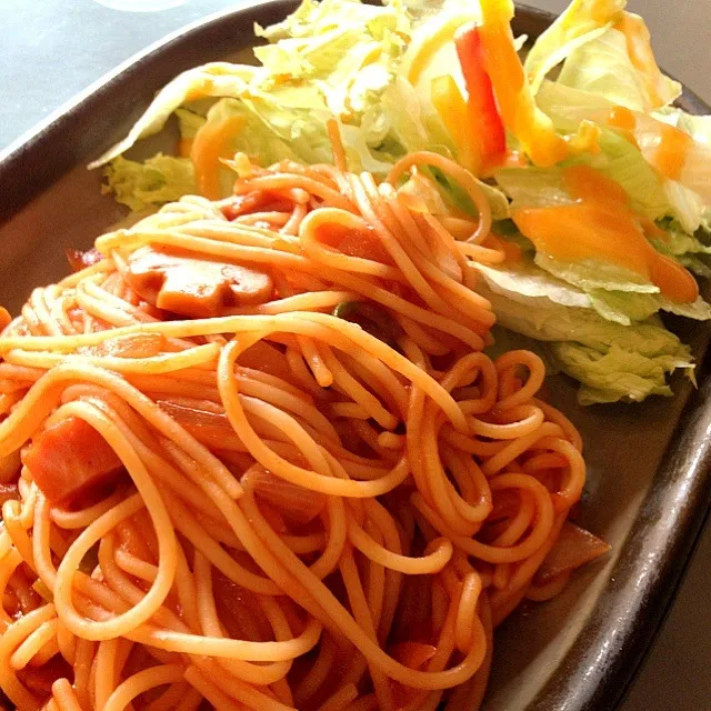 やっぱり美味しい『えのもと』のナポリタン🍝|ちーねーさん