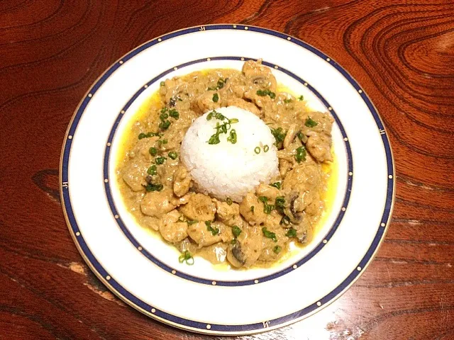 鶏のクリーム煮カレー風味|かるでんさん