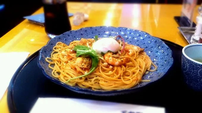 ゴエモン湯葉とエビのトマトソースパスタ|naokiさん