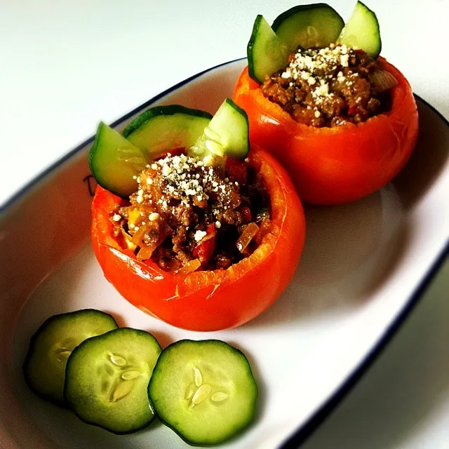 Tomatoes stuffed with beef n vege|shirlynさん