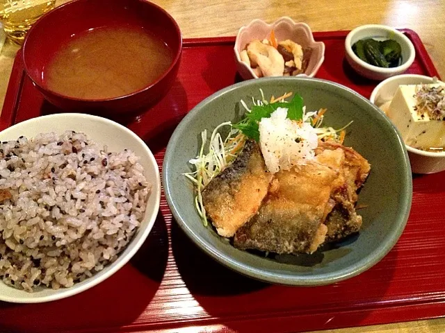 Snapdishの料理写真:サバの竜田揚げ定食～おろしポン酢～|kutsuna ippeiさん