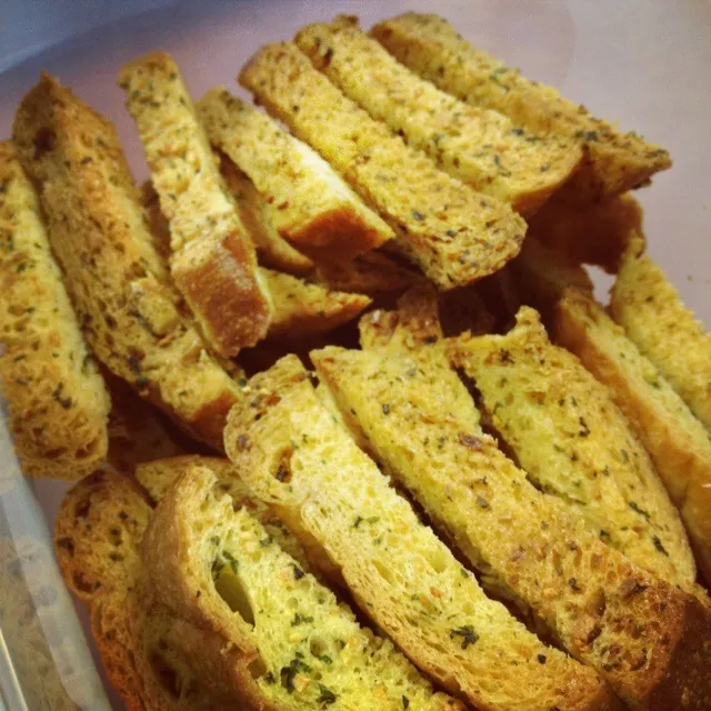 Garlic bread stick|Thanjiraさん