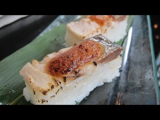 Seared Sushi|Felix J Mendozaさん