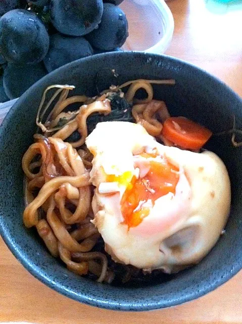 Snapdishの料理写真:すき焼き鍋リメイク  締めの煮込みうどん|なつこさん