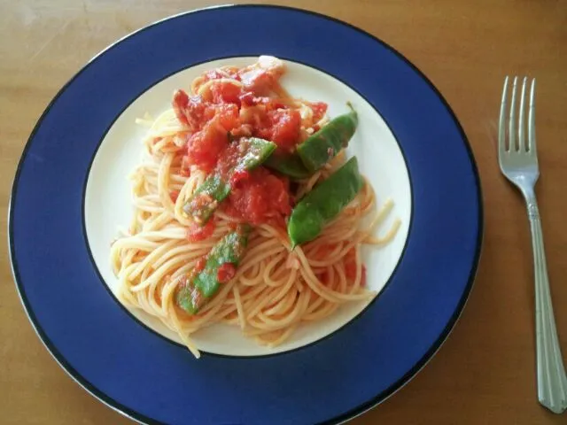 Snapdishの料理写真:夏のトマトとササゲのスパゲッティ|かつきさん