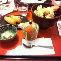 Snapdishの料理写真:大エビ天蕎麦御膳|朝倉  悦子さん