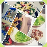 Salad feta chicken yum|courtney parrisさん