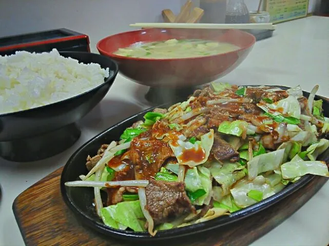 焼肉定食|かじぃさん