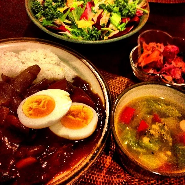 相方くんお手製の牛スジカレー🍛|ようどんさん