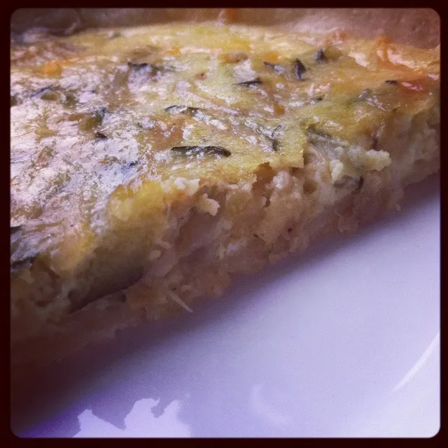 onion zuchini tart ( slice$|Celine Cossou-Bordesさん