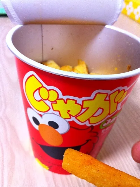 Snapdishの料理写真:ＵＳＪ限定じゃがも（じゃがりこ）|食レポ エステオヤジ @高石さん