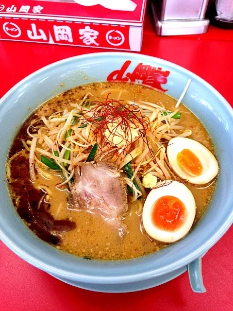 Snapdishの料理写真:特製もやし味噌ラーメン|tomokatsu_hayashidaさん