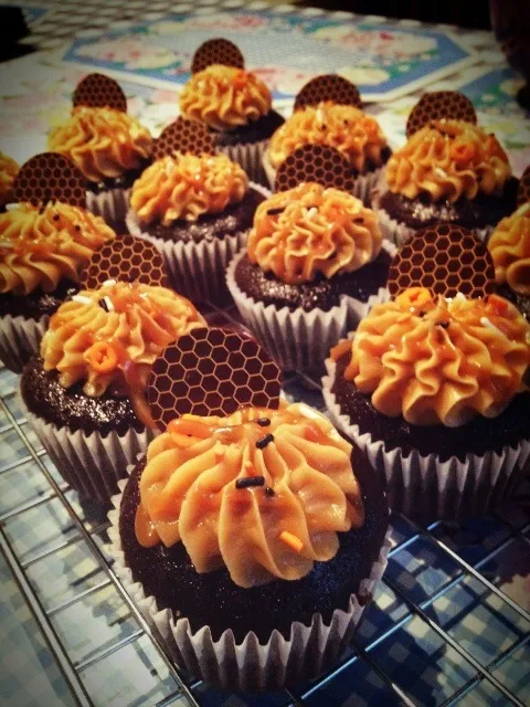 Double chocolate cupcake with Peanut butter frosting n' Caramel sauce|Prae~*さん