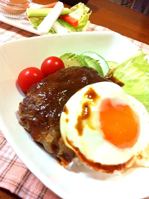 ロコモコ丼＆バーニャカウダ|かすみんさん