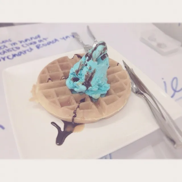 Waffle & ice cream|Sarah♡さん