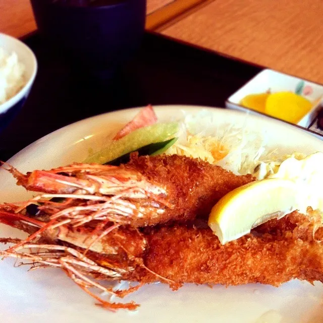 今日のランチ“海老フライ定食”|kureyanさん