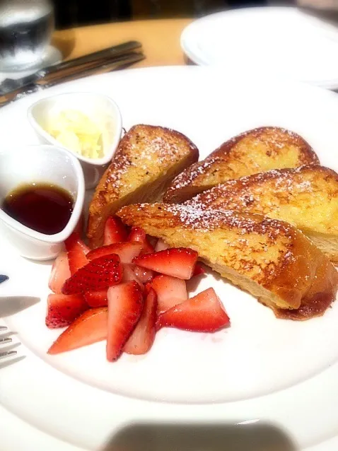 Snapdishの料理写真:Fluffy French Toast|tomozooさん